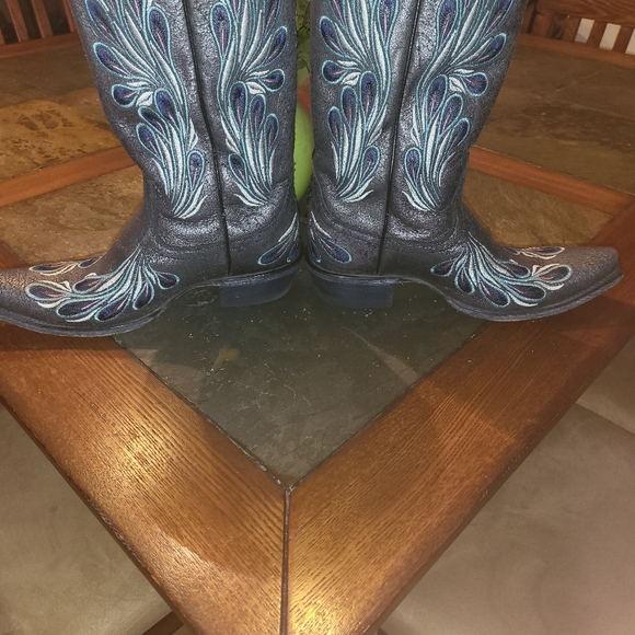 Ariat embroidered boots 💥last price drop💥 - Picture 5 of 6